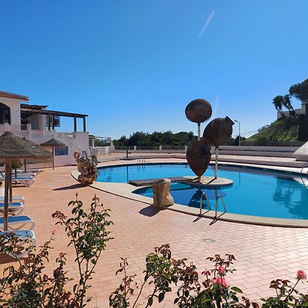 Apartamentos Salema Praia Club Extérieur photo