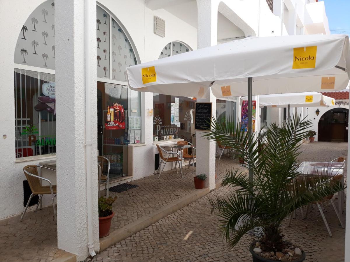 Apartamentos Salema Praia Club Extérieur photo