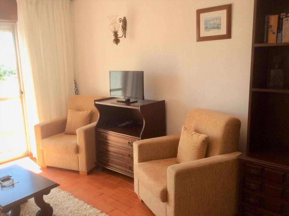 Apartamentos Salema Praia Club Extérieur photo
