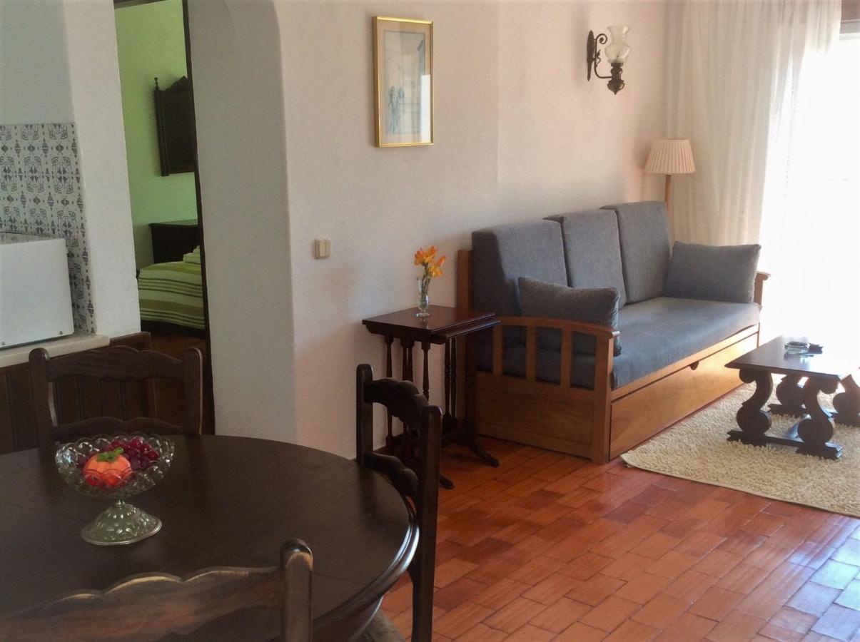 Apartamentos Salema Praia Club Extérieur photo