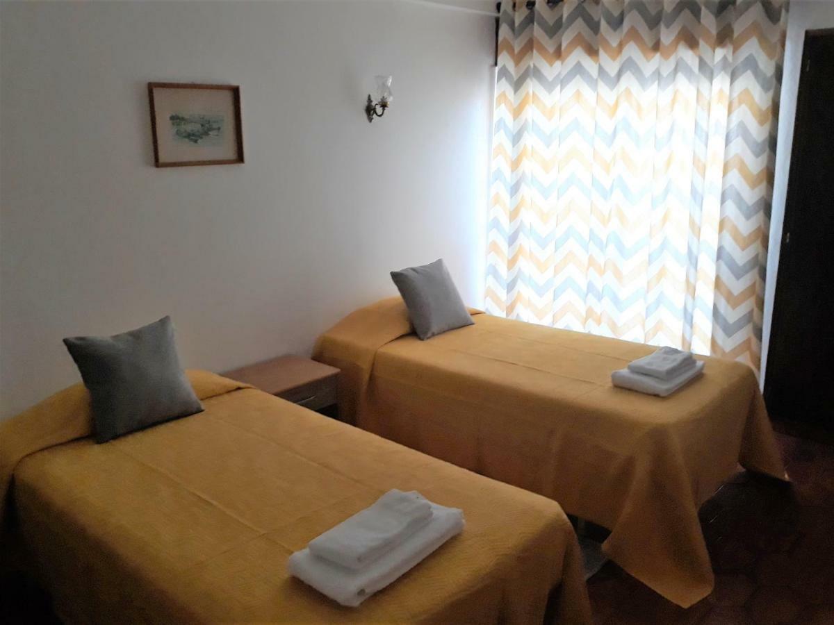 Apartamentos Salema Praia Club Extérieur photo